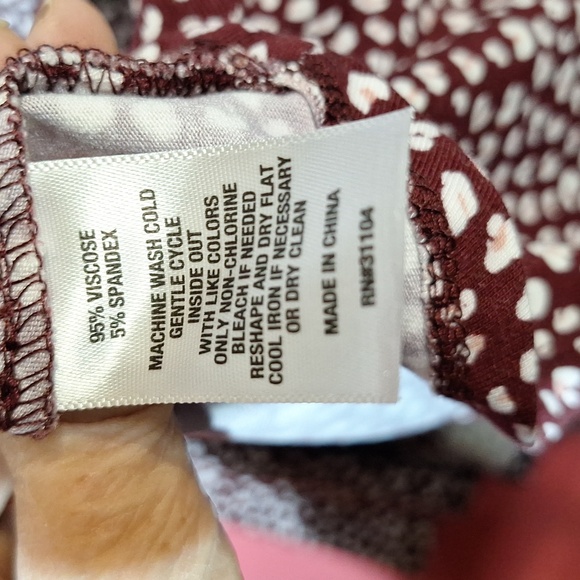 PLUS SIZED 2 piece bundle. - Picture 5 of 11